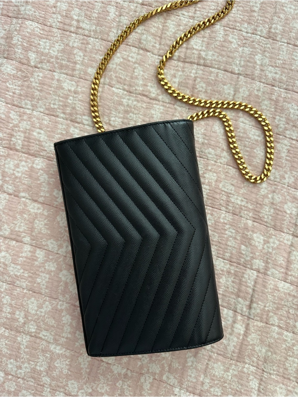 YSL crossbody bag. Black and gold hardware - Picture 6 of 7
